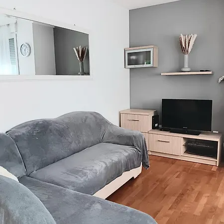 Auroraa * ספליט