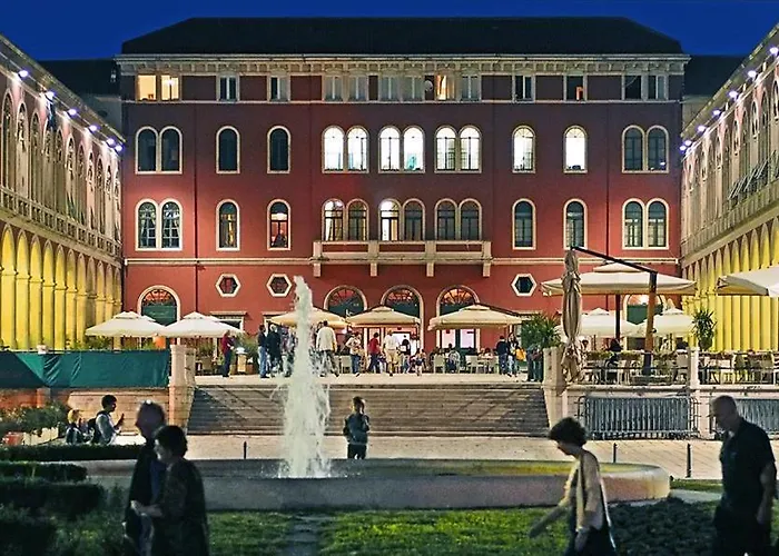 Apartment Auroraa Split Apartment *