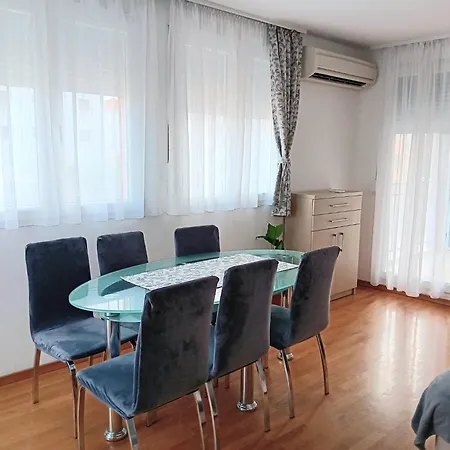 Apartment Auroraa Split *